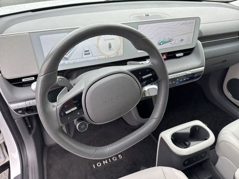 Certified 2023 Hyundai Ioniq 5 SEL w/ Cargo Package image 22