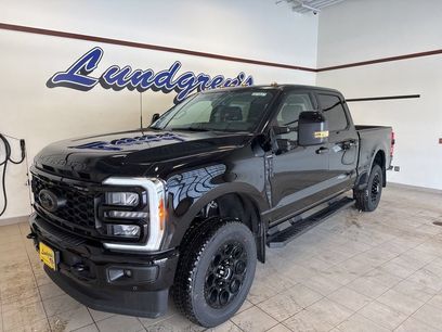 New 2026 Ford F350 Lariat w/ Black Appearance Package