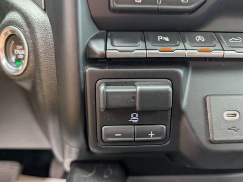 Used 2019 Chevrolet Silverado 1500 LT Trail Boss AWD/4WD image 36
