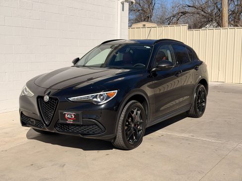Used 2020 Alfa Romeo Stelvio w/ Nero Edizione image 4