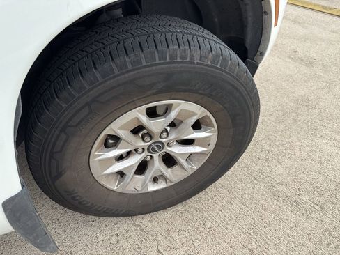 Used 2025 Nissan Frontier S image 16