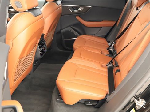 Certified 2025 Audi Q8 Prestige w/ Prestige Package image 28
