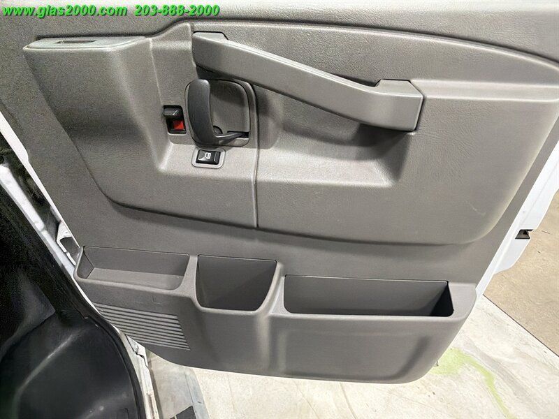 Used 2019 Chevrolet Express 2500 w/ Driver Convenience Package RWD image 22