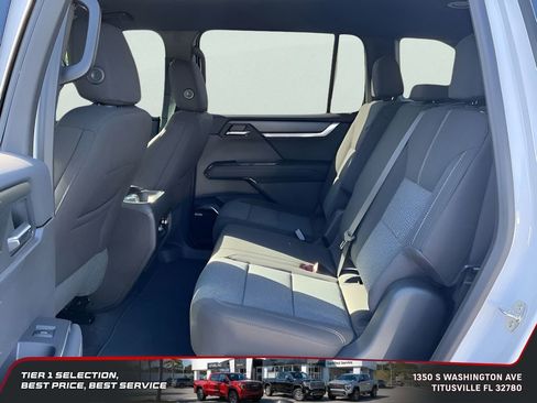 New 2026 GMC Acadia Elevation image 32