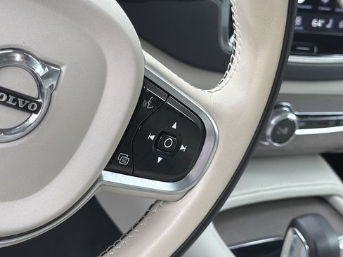 Certified 2023 Volvo XC90 B5 Plus w/ Protection Package Premier AWD/4WD image 20