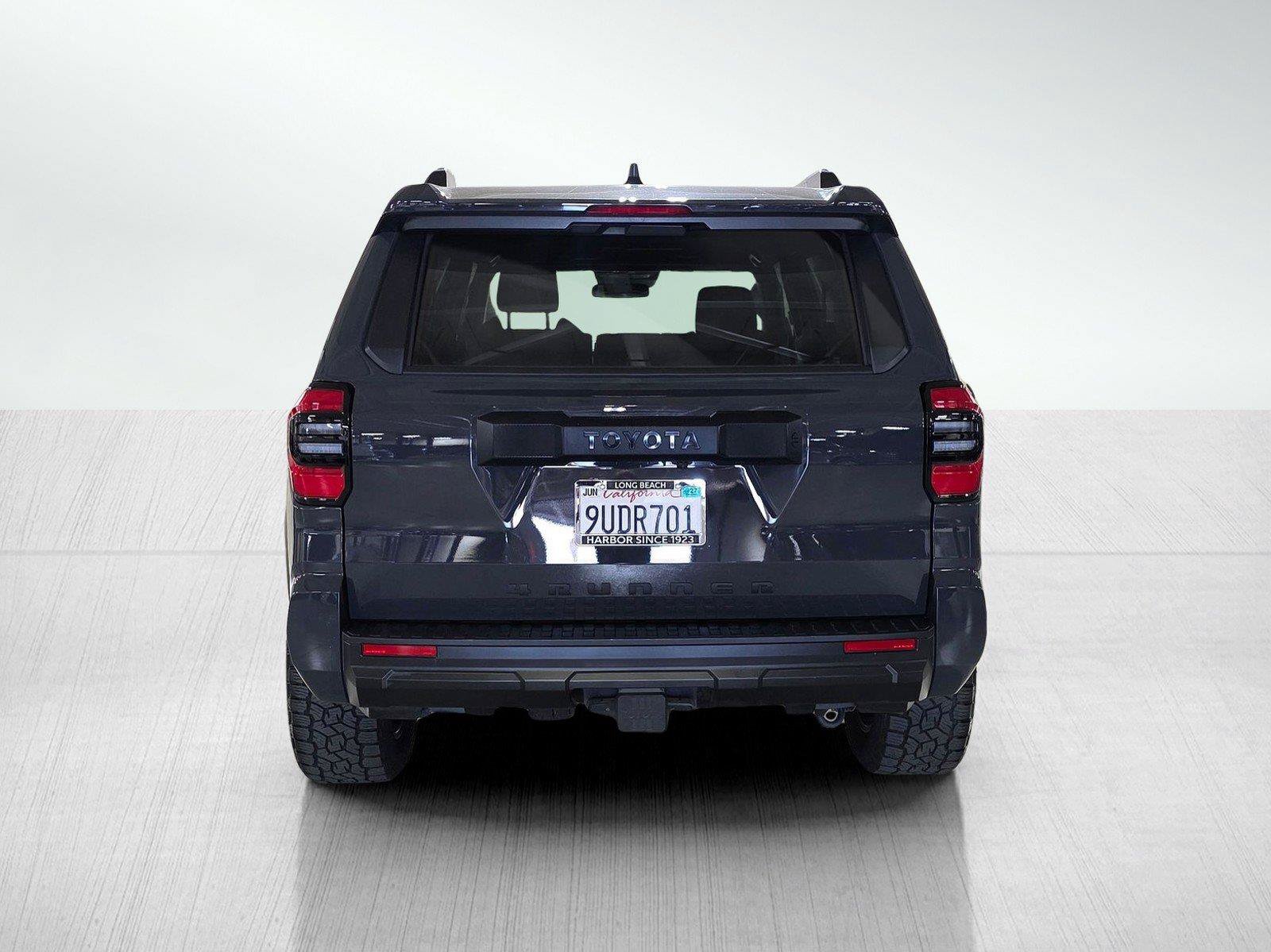 Used 2025 Toyota 4Runner SR5 AWD/4WD image 6