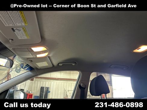 Used 2019 Hyundai Kona SEL AWD/4WD image 13