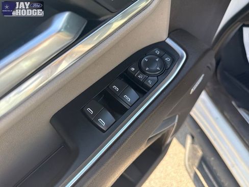 Used 2024 Chevrolet Silverado 2500 LTZ w/ LTZ Convenience Package image 22