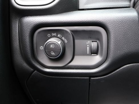 New 2026 RAM 2500 Tradesman w/ Chrome Appearance Group AWD/4WD image 25