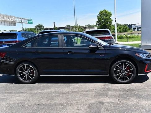 New 2026 Volkswagen Jetta GLI Autobahn FWD image 5