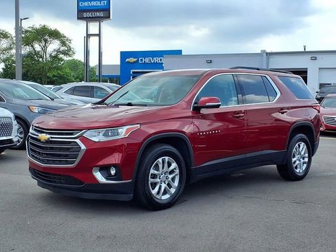 Used 2020 Chevrolet Traverse LT w/ LPO, Floor Liner Package AWD/4WD image 1