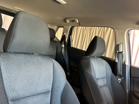 Certified 2025 Nissan Rogue SV AWD/4WD image 19