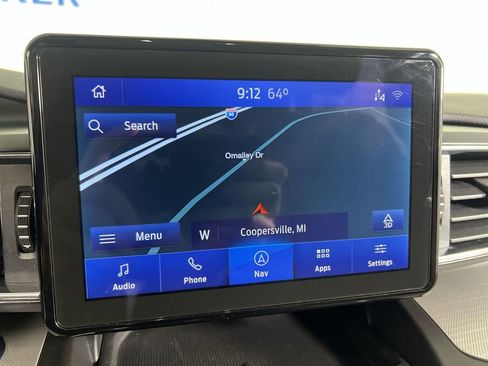 Used 2020 Ford Explorer XLT w/ Equipment Group 202A image 15