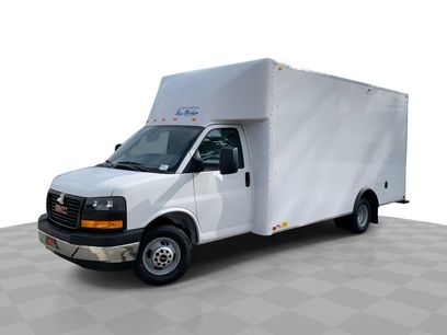 New 2025 GMC Savana 3500 Extended w/ Power Convenience Package