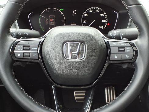 Used 2025 Honda Civic Sport image 16