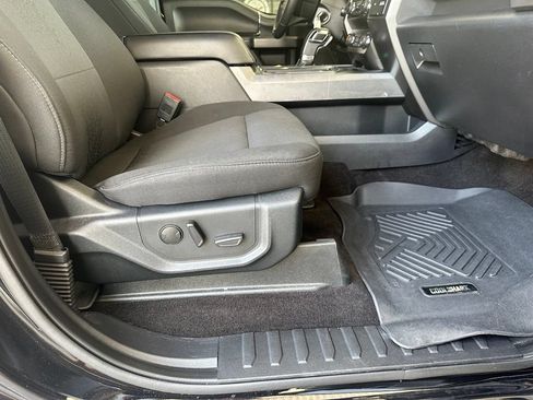Used 2020 Ford F150 XLT w/ Equipment Group 302A Luxury AWD/4WD image 37