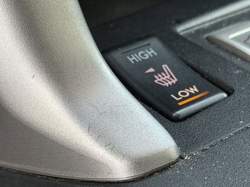 Used 2016 Subaru Forester 2.5i Limited image 4