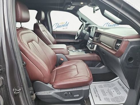 Used 2024 Ford Expedition Max Limited AWD/4WD image 13