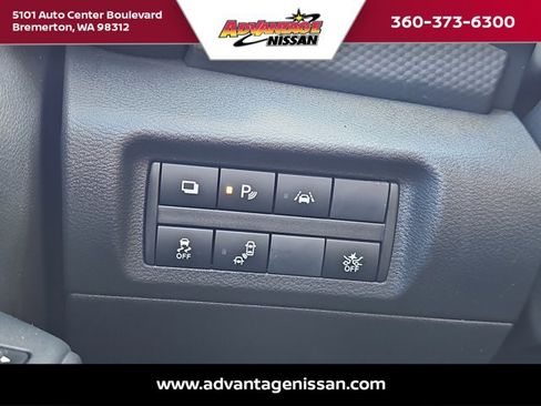 Used 2024 Nissan Kicks S image 10