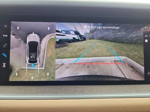 Used 2024 Porsche Cayenne Coupe image 23