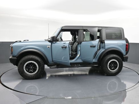 Used 2023 Ford Bronco Big Bend w/ Sasquatch Package AWD/4WD image 41