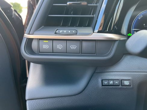 New 2026 Toyota Crown Signia w/ Advanced Technology Package image 18