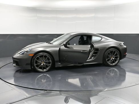 New 2025 Porsche 718 Cayman RWD image 33