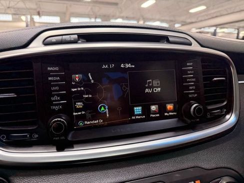 Used 2017 Kia Sorento SX AWD/4WD image 22