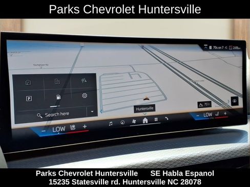 Used 2025 BMW 330i xDrive Sedan AWD/4WD image 5