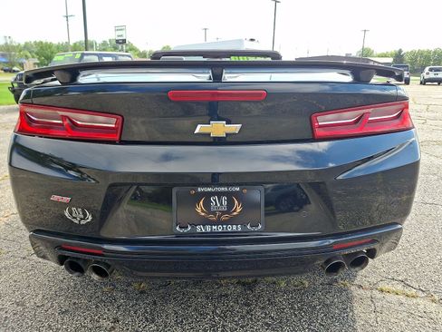 Used 2016 Chevrolet Camaro SS RWD image 23