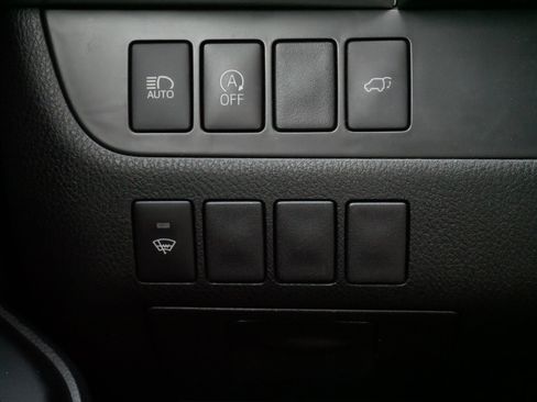 Used 2019 Toyota Highlander SE AWD/4WD image 27