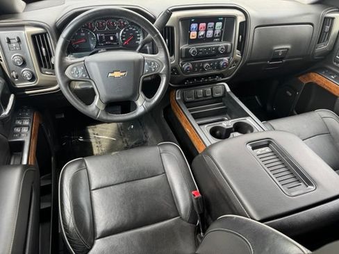 Used 2017 Chevrolet Silverado 1500 High Country AWD/4WD image 10