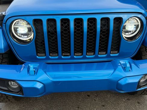 Used 2022 Jeep Wrangler Unlimited Sahara image 39