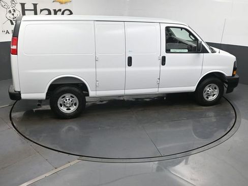 New 2026 Chevrolet Express 2500 w/ Driver Convenience Package RWD image 17
