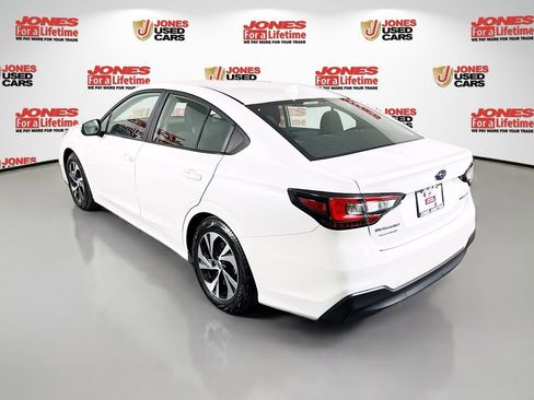 Certified 2025 Subaru Legacy Premium AWD/4WD image 2