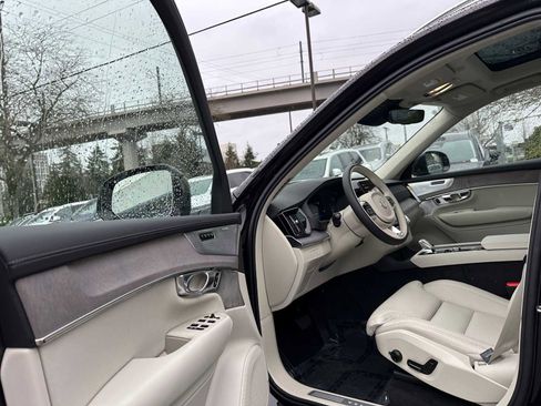 New 2026 Volvo XC90 T8 Ultra image 21