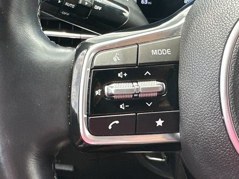 Used 2023 Kia Carnival SX Prestige FWD image 24