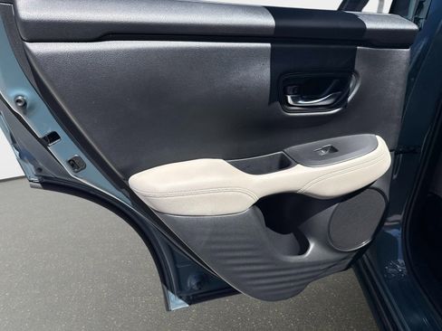 Used 2024 Honda HR-V LX image 12