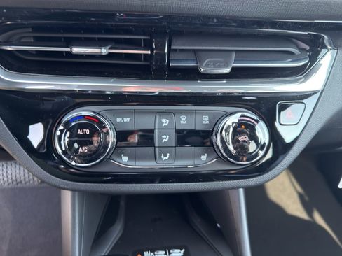 New 2026 Buick Envista Sport Touring image 13