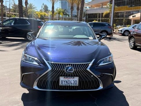 Used 2021 Lexus ES 300h w/ Premium Package FWD image 5