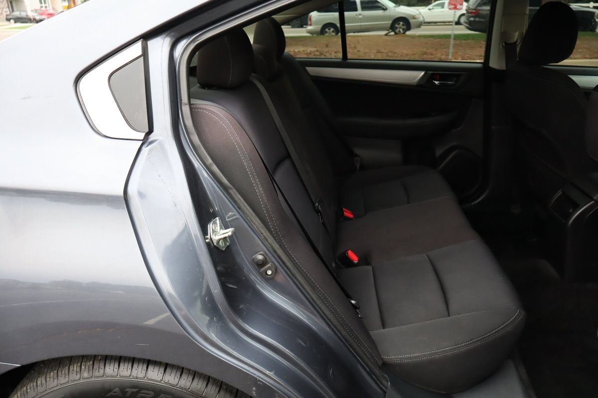 Used 2015 Subaru Legacy 2.5i Premium AWD/4WD image 21