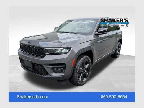 Used 2024 Jeep Grand Cherokee Altitude AWD/4WD image 1