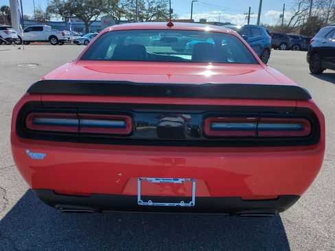 Used 2023 Dodge Challenger R/T w/ Plus Package image 5