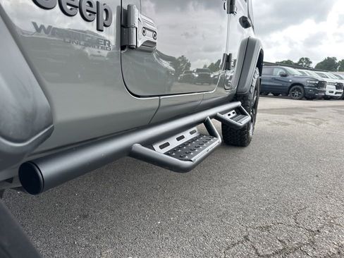 Used 2021 Jeep Wrangler Unlimited Sport AWD/4WD image 16