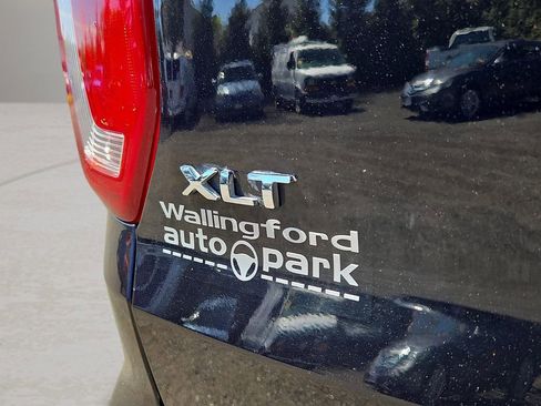 Used 2019 Ford Explorer XLT w/ Equipment Group 201A AWD/4WD image 29