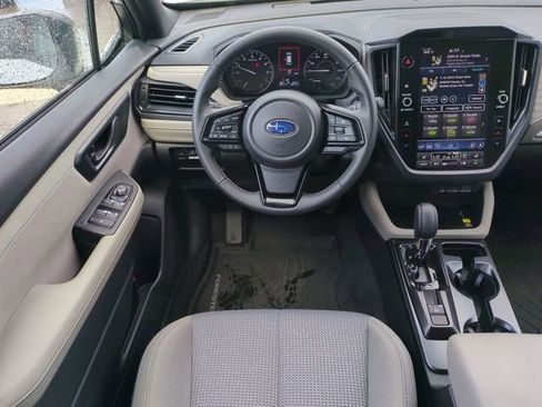 Used 2026 Subaru Forester Premium AWD/4WD image 17