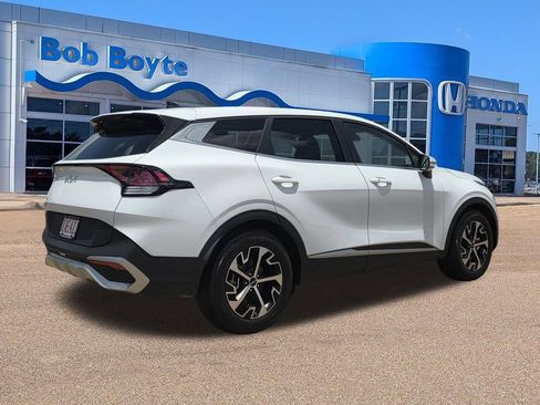 Used 2024 Kia Sportage EX FWD image 5