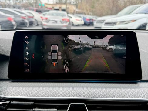 Used 2019 BMW 530i w/ M Sport Package RWD image 18