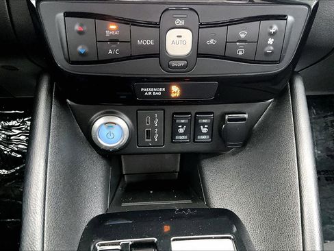 Used 2024 Nissan Leaf SV Plus image 14