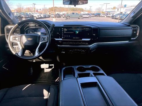 Used 2023 Chevrolet Silverado 1500 LT image 20